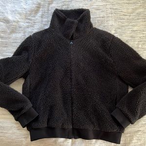 Beyond Yoga black fuzzy jacket